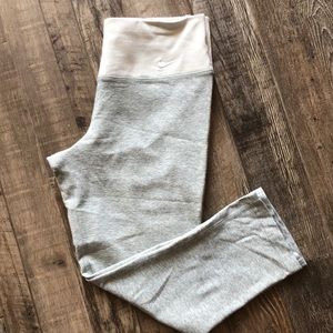 Nike Dri-Fit Cropped Leggings